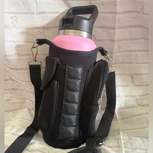 Brand New Magnetic Fitness Bag – Durable, Multi-Use Gym & Outdoor Bottle Holder
